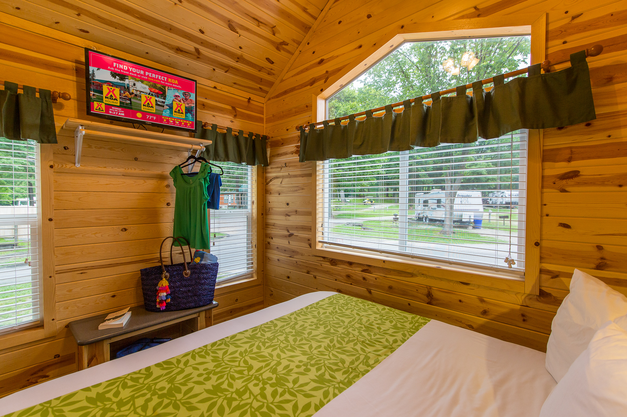 Deluxe Cabin