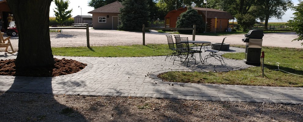D16 Deluxe Patio Site