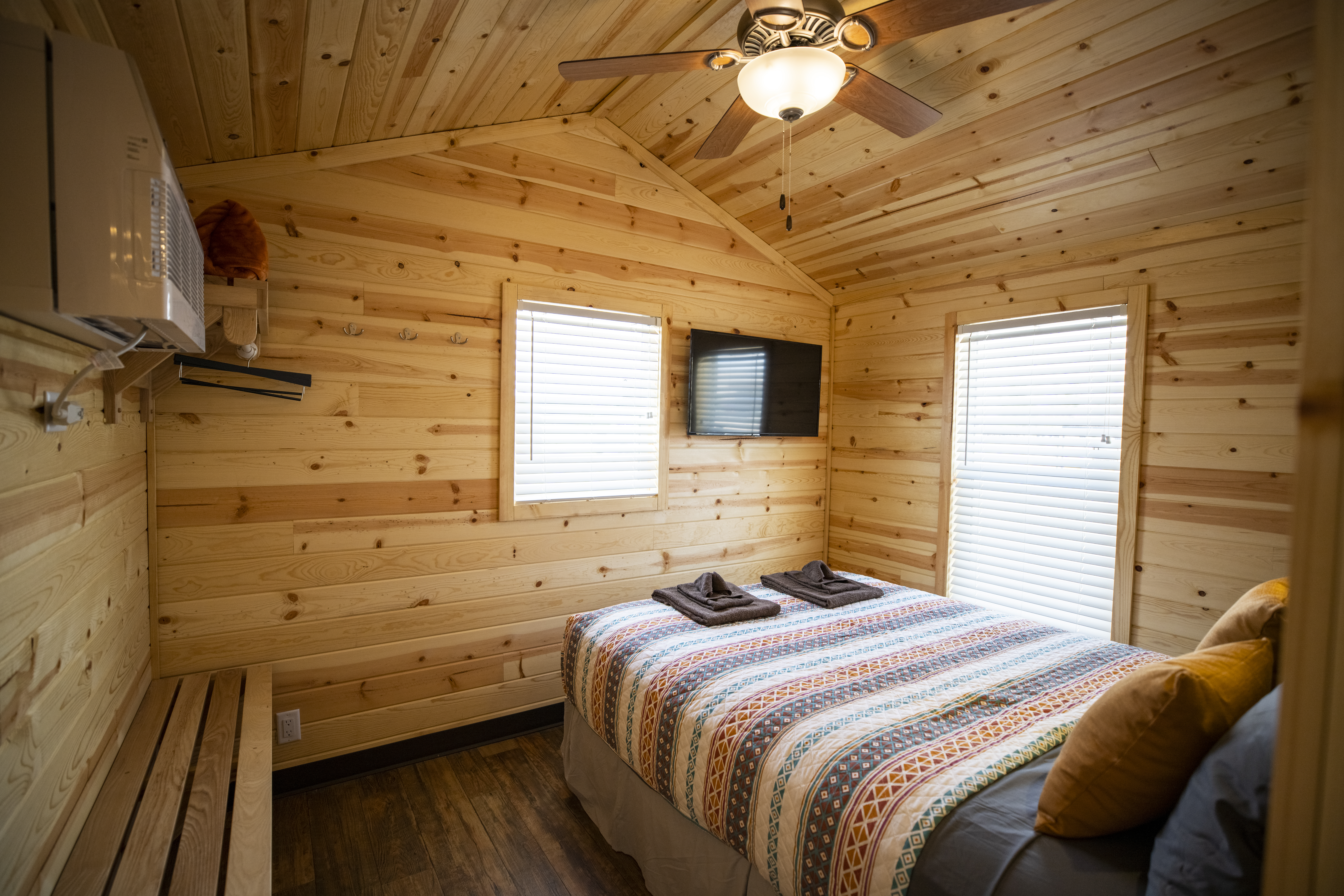 Green River KOA Deluxe Cabin Bedroom