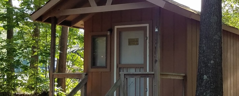 Couples getaway cabin
