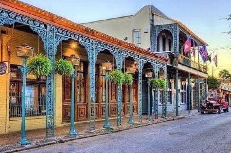 Pensacola's Most Haunted: Ghost Tour and Scavenger Hunt Photo