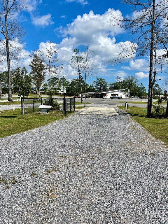 Standard Pull-through Pawpen site