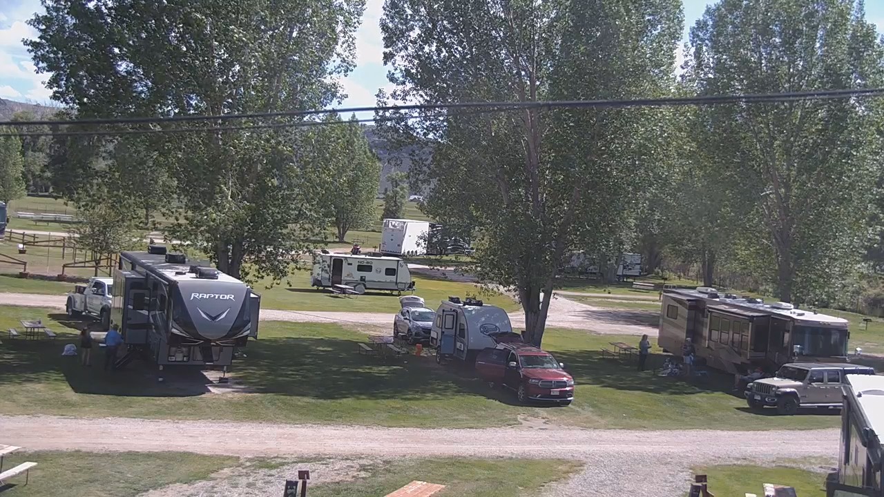 Double Wide Pull Thru with Shade