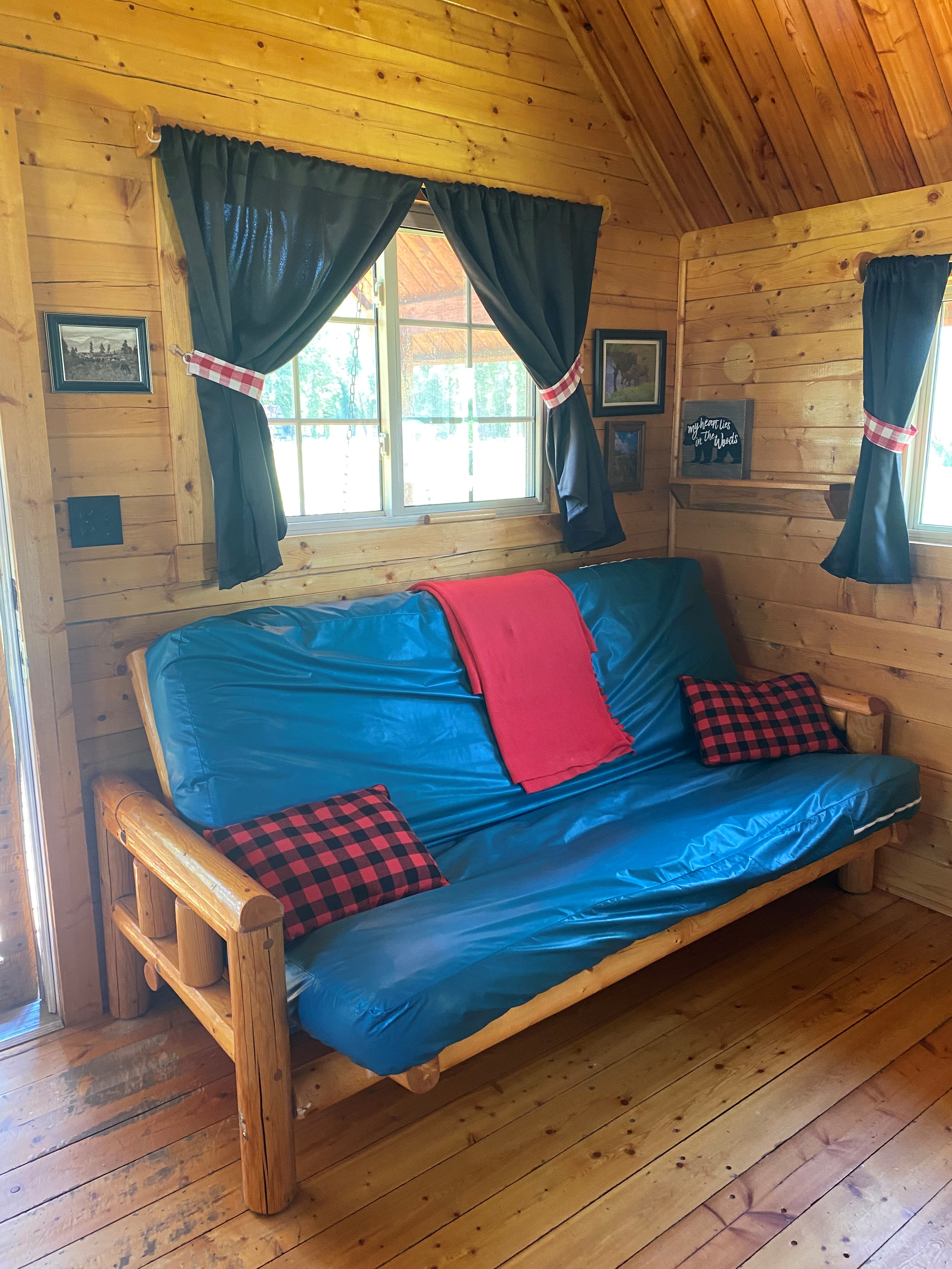 Deluxe Kottage Cabin with Bathroom