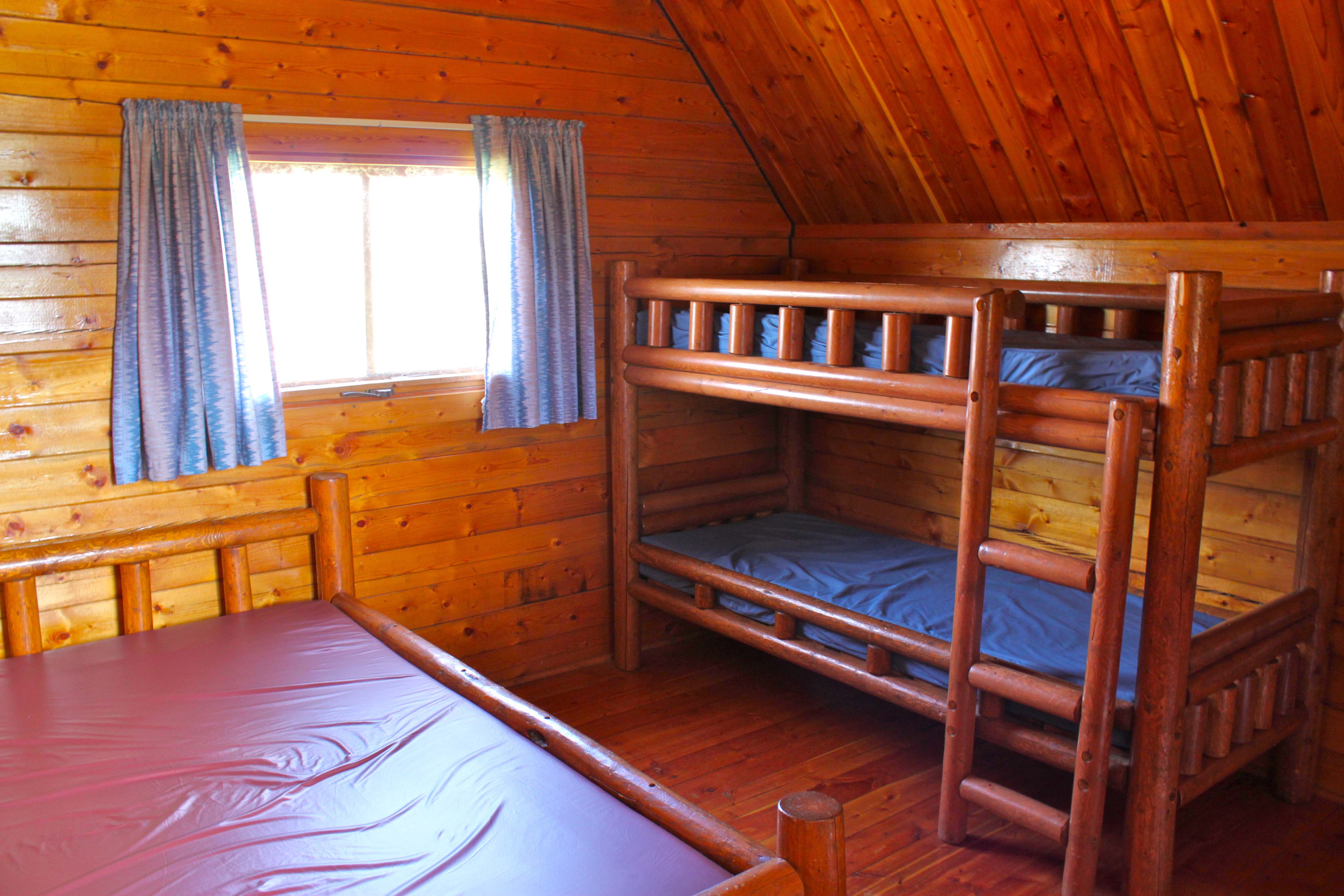 1 Room Cabin - Interior