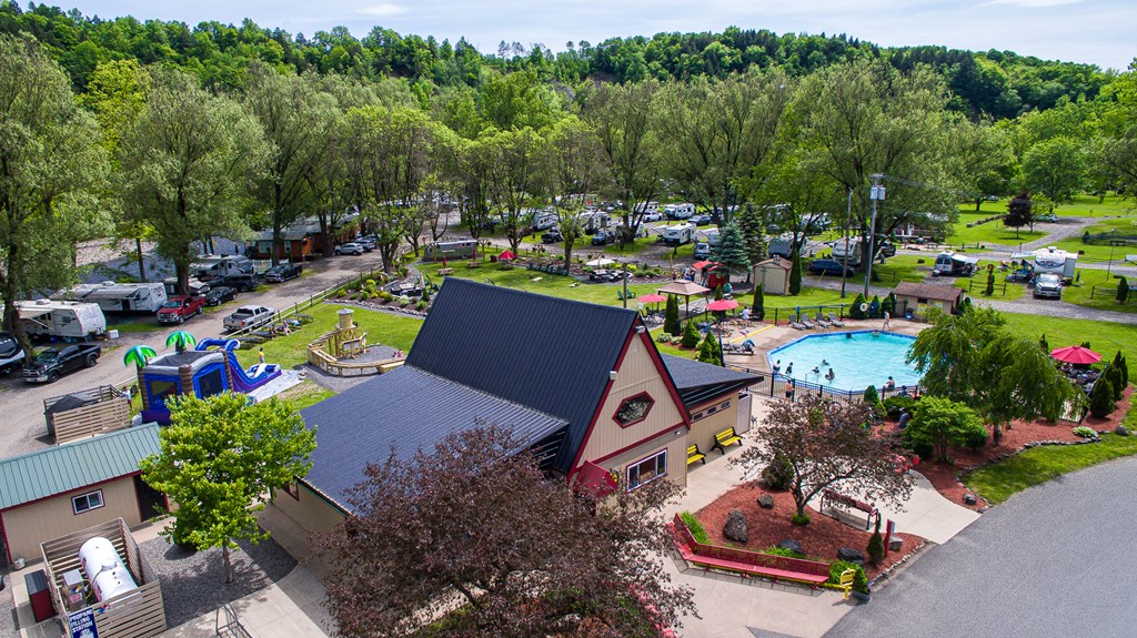 5 Reasons to visit Herkimer Diamond Mines KOA