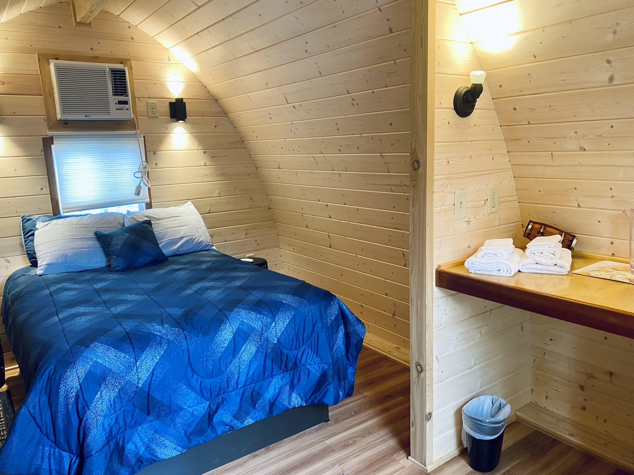 Creekside Glamping Pod 45 & 46