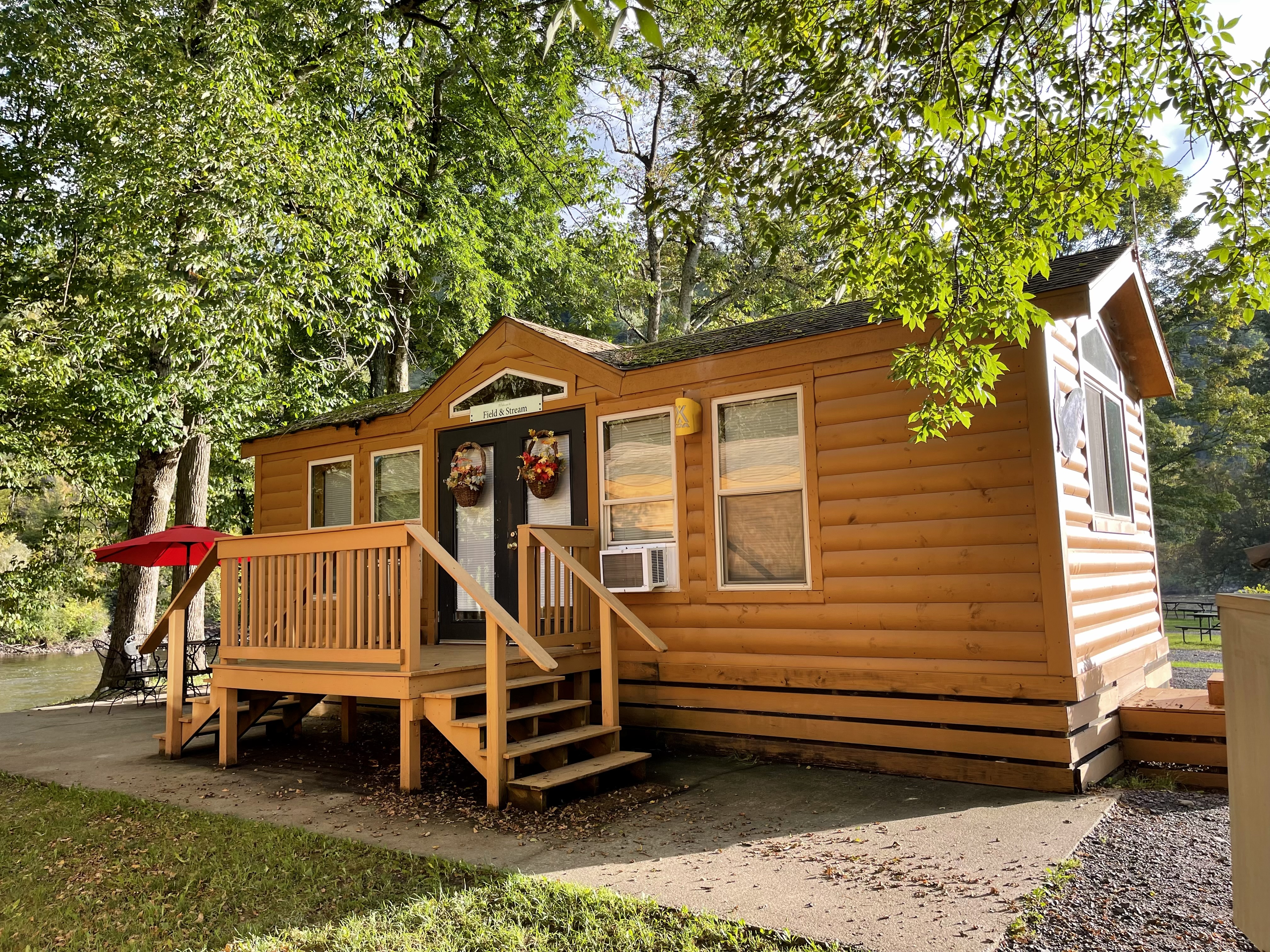 Creekside Lodge