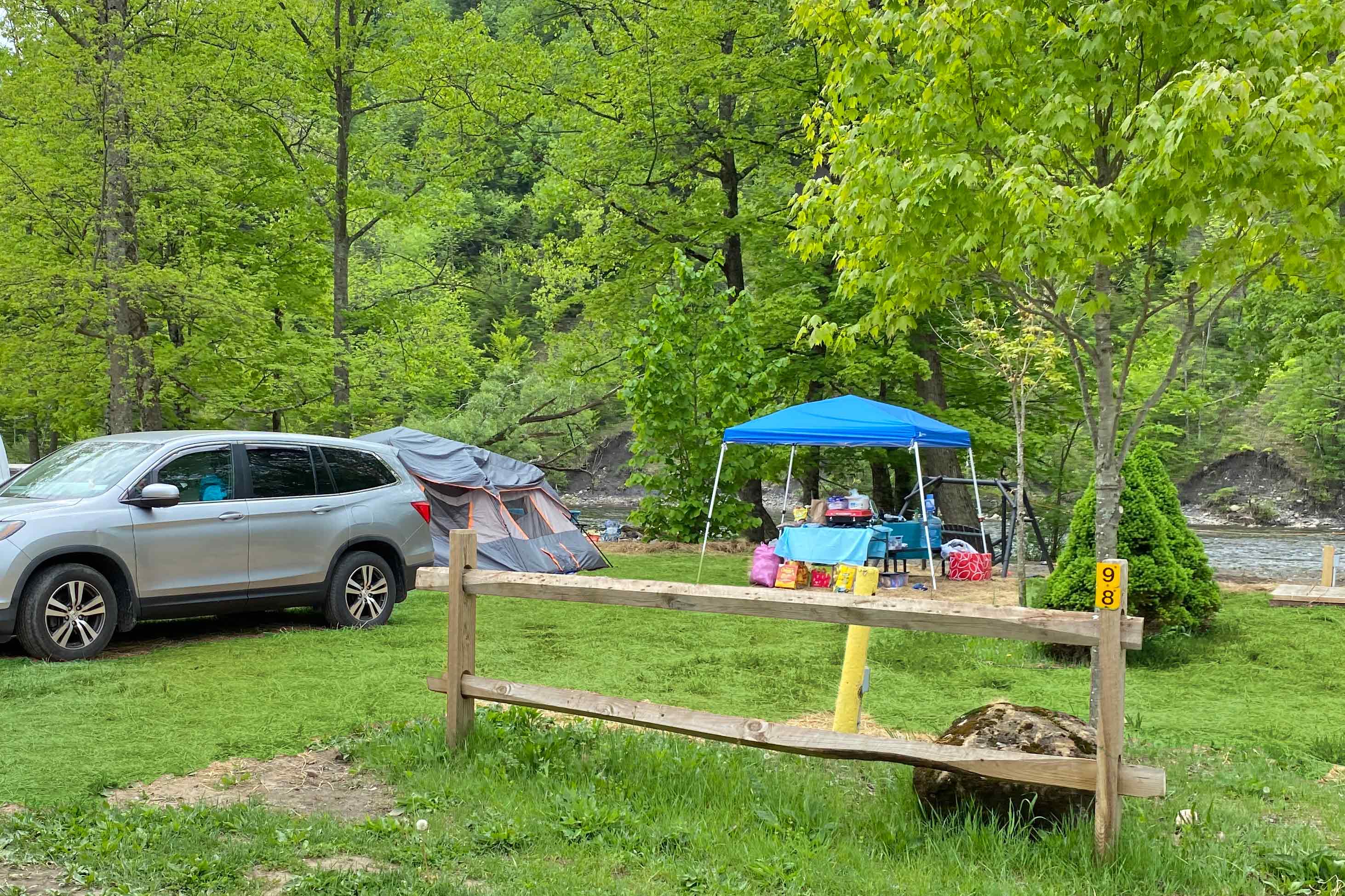Deluxe Creekside Tent Site