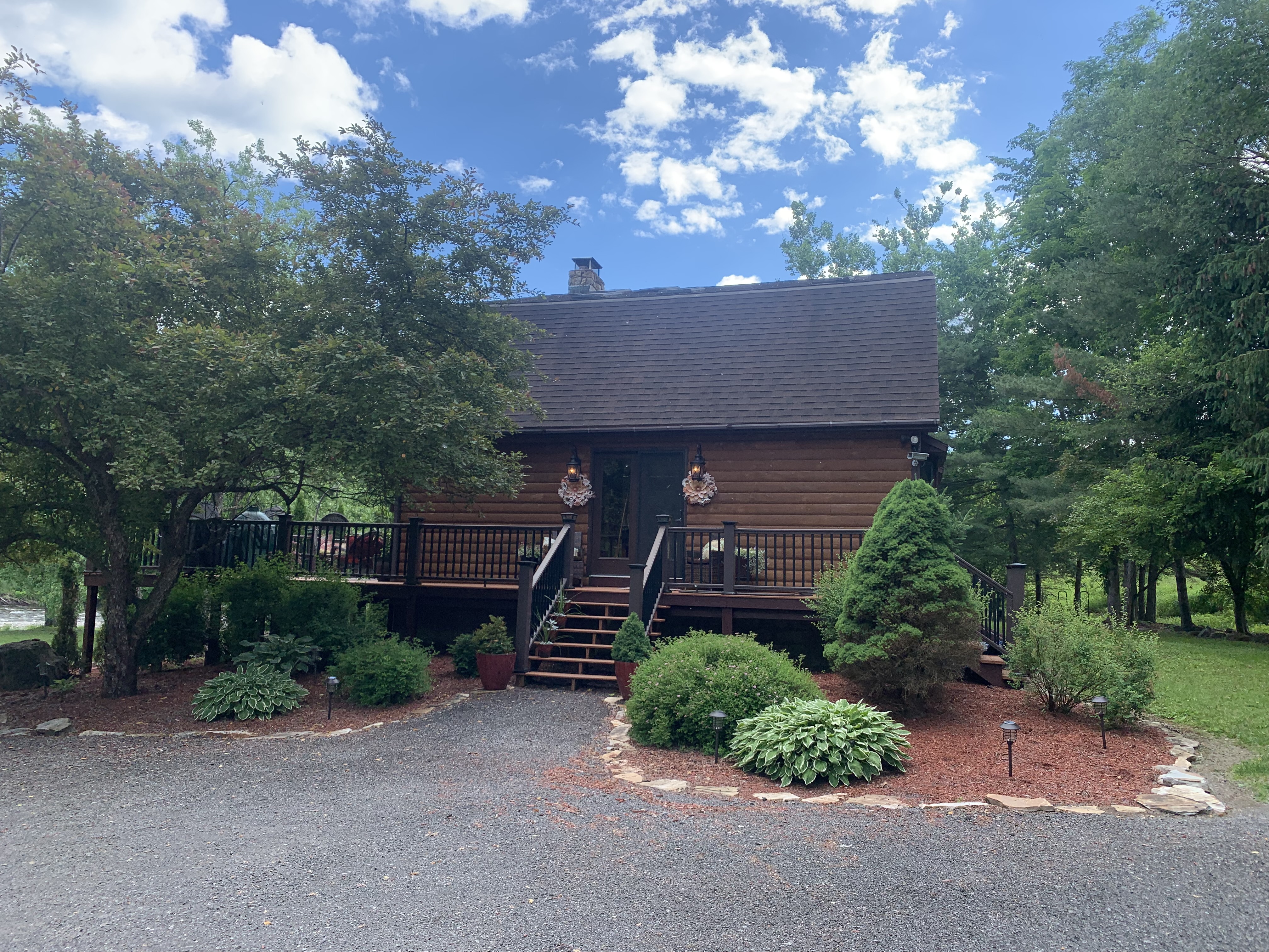 Diamond Lodge Main Entrance next to Private Parking Area