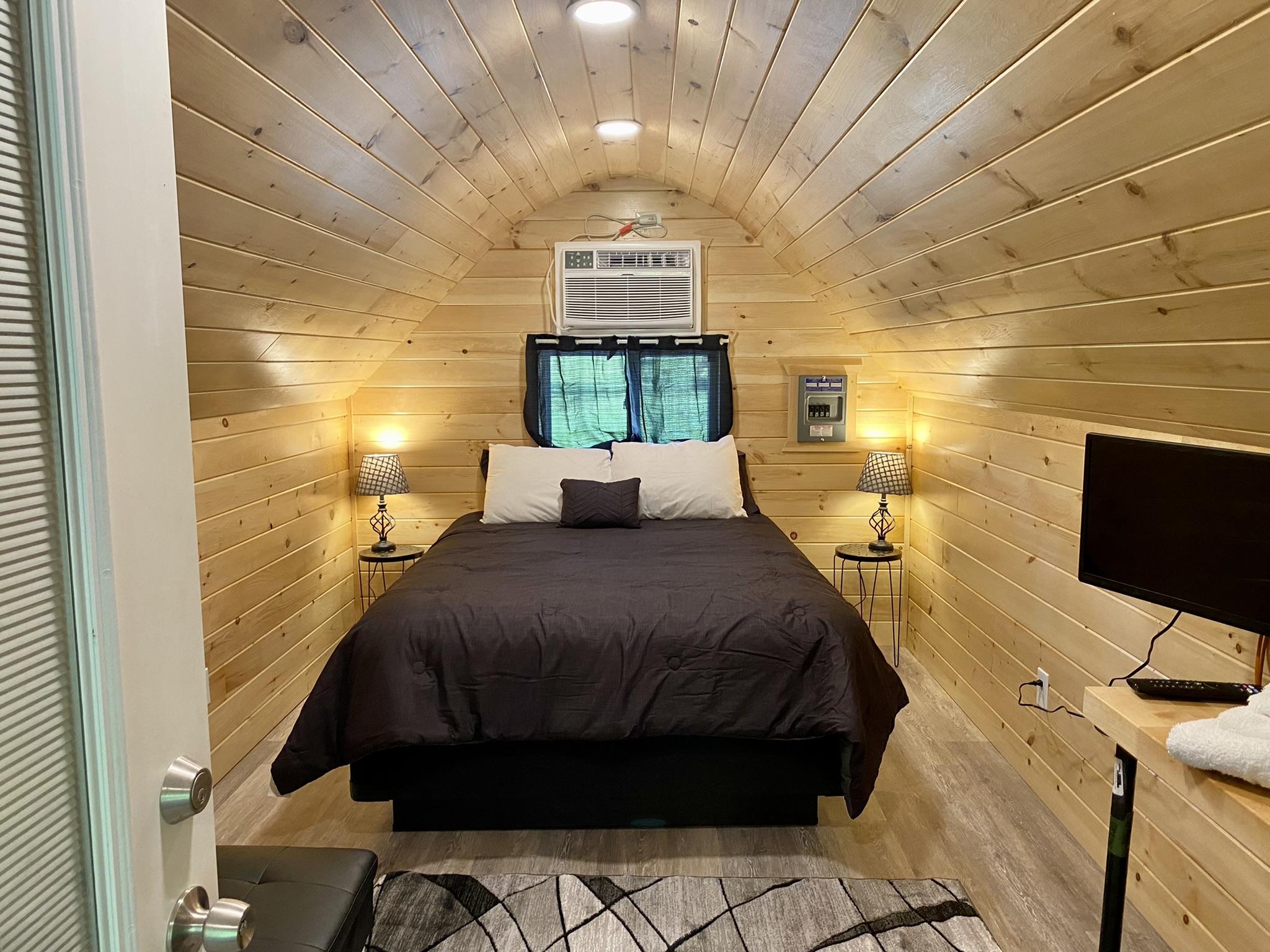 Glamping Pocket 5 - #34 - Queen Sized Bed
