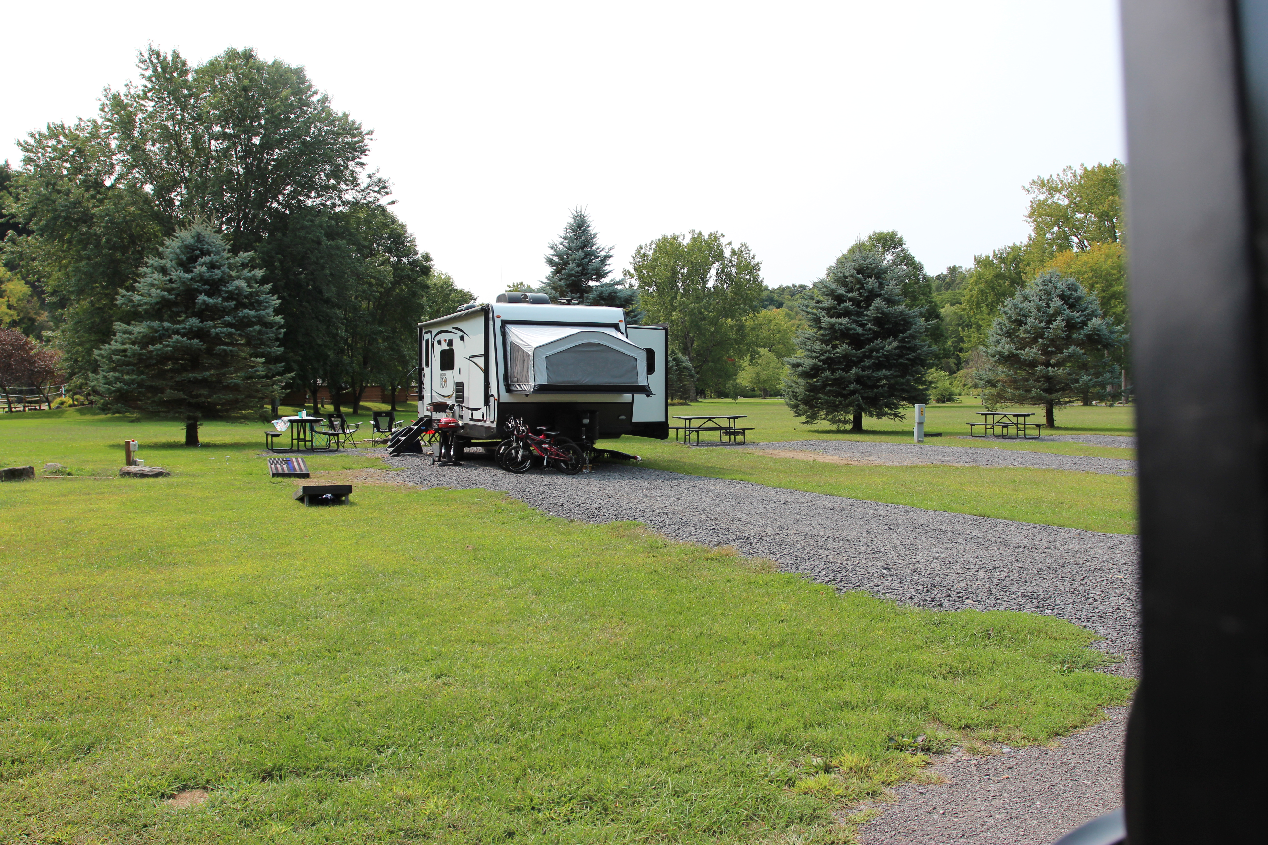 Back In RV/Tent 50/30 Amps FHU Sites 105-110A