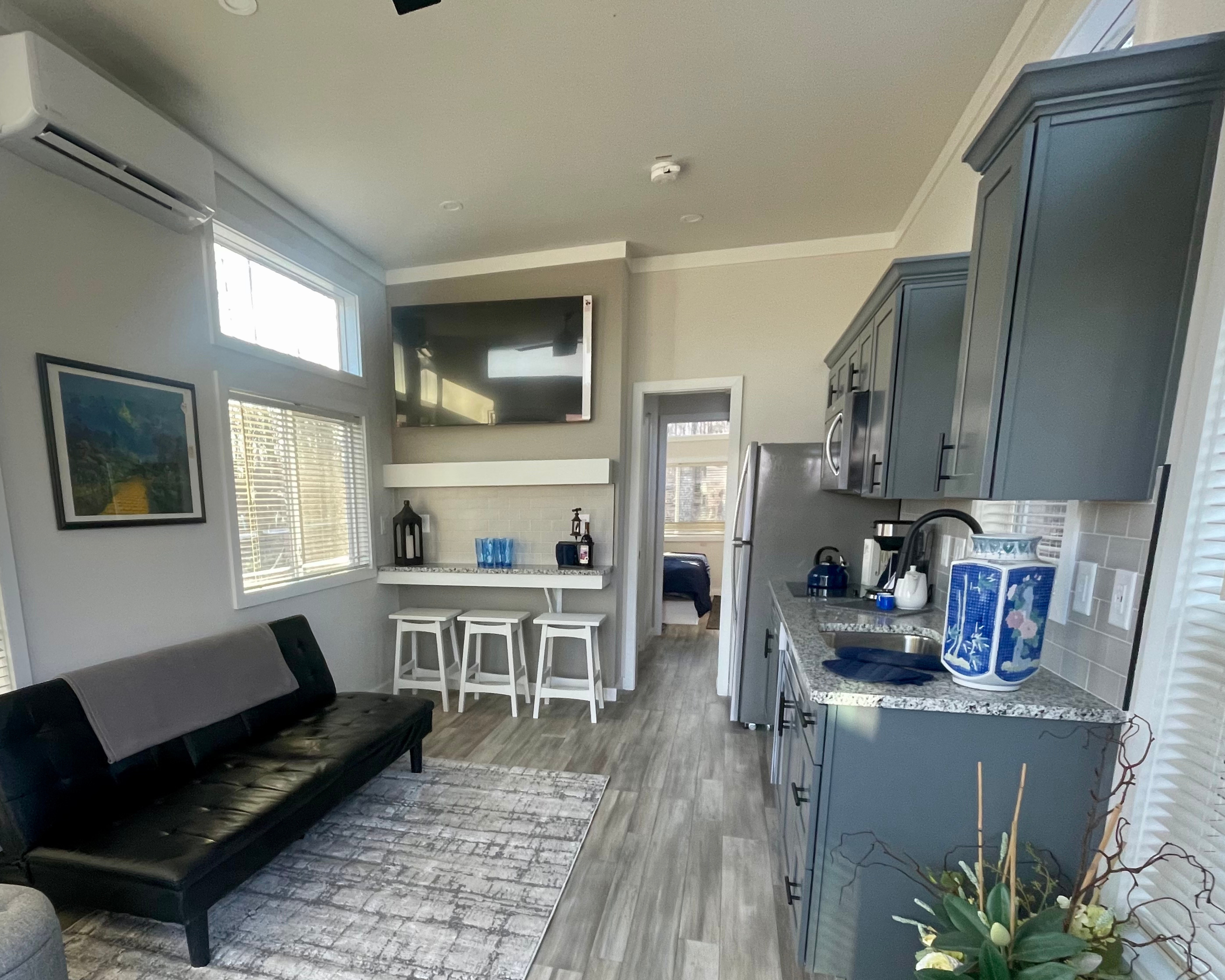 Mountainside Lodge, Living Room