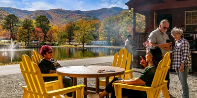 The Ultimate Guide to Leaf Peeping in Hiawassee, GA