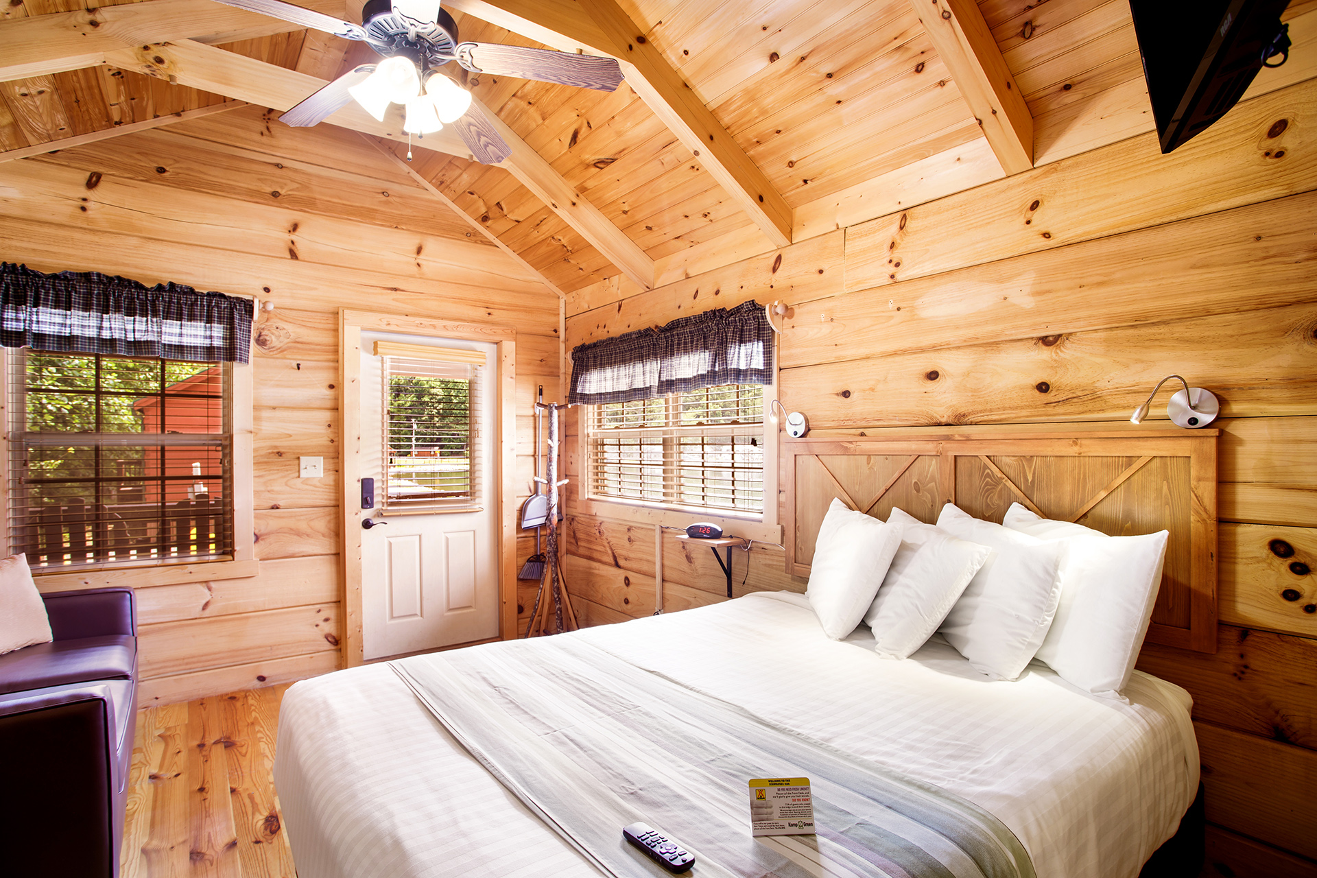 Deluxe Cabin, 2 Room