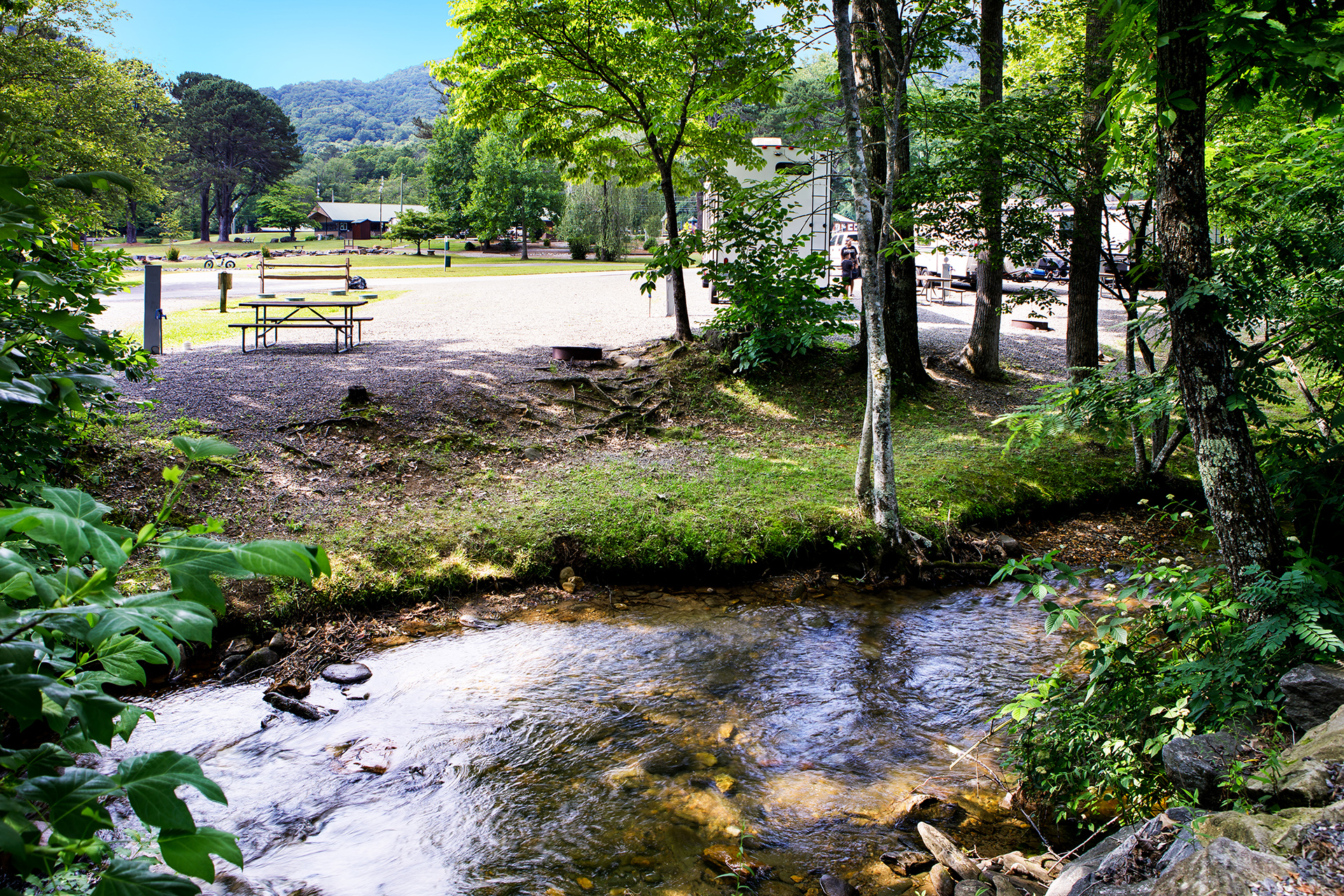 RV, Back-In, Creek Access