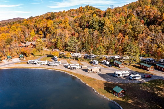 Welcome to the Hiawassee KOA Holiday!