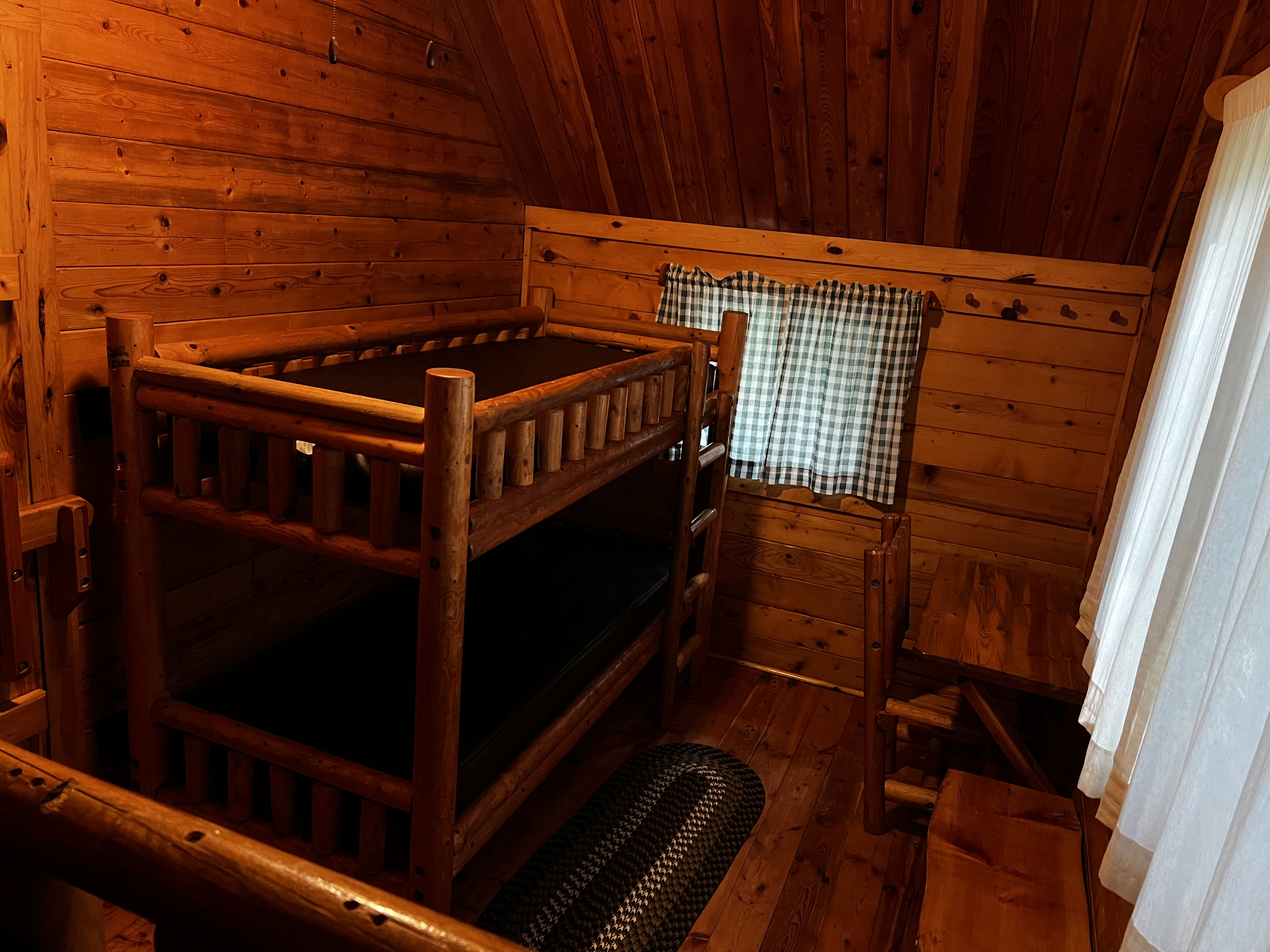 Cabin 3 Bunks