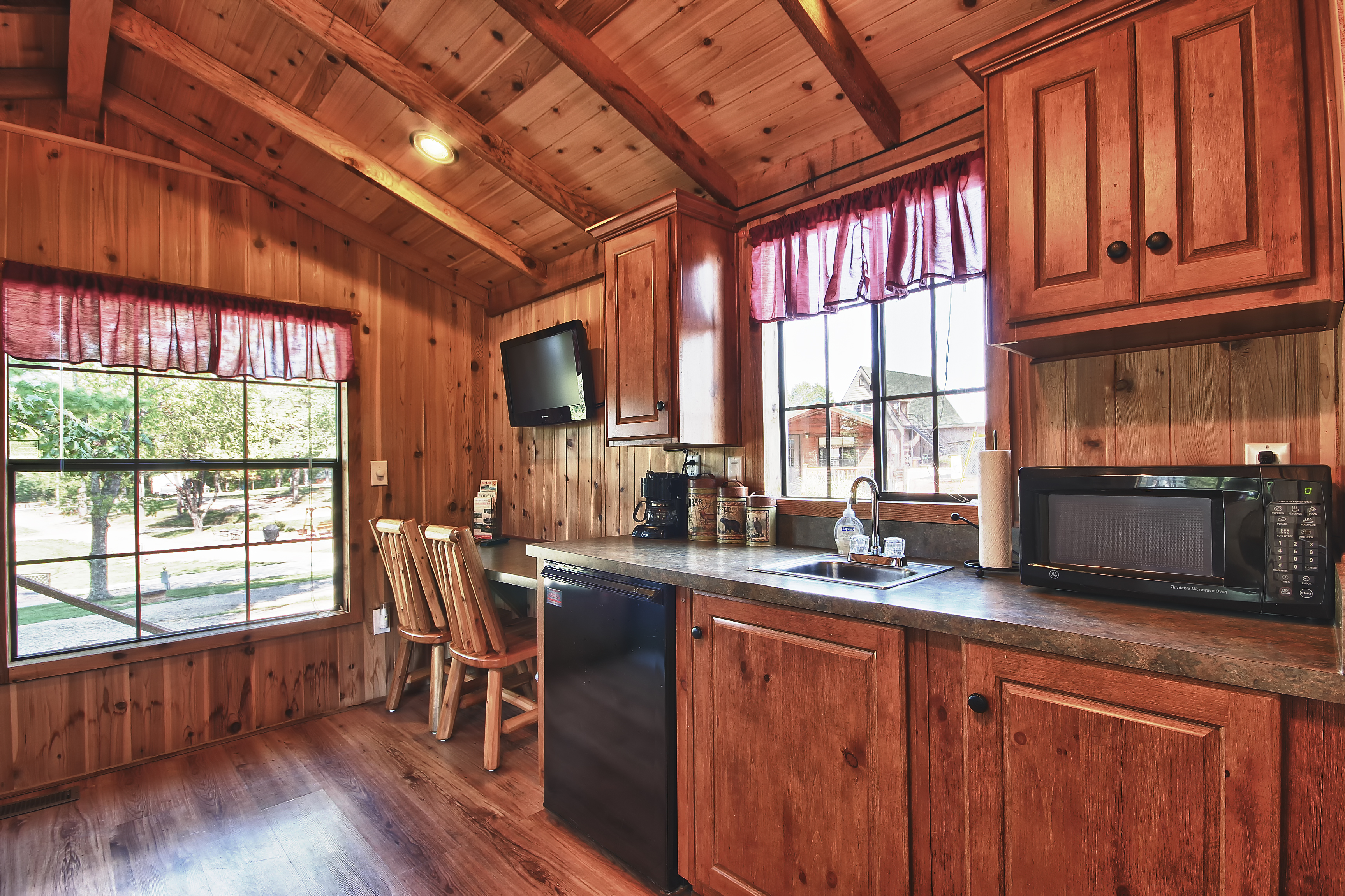 Scenic View Couples Cabin Kitchenette