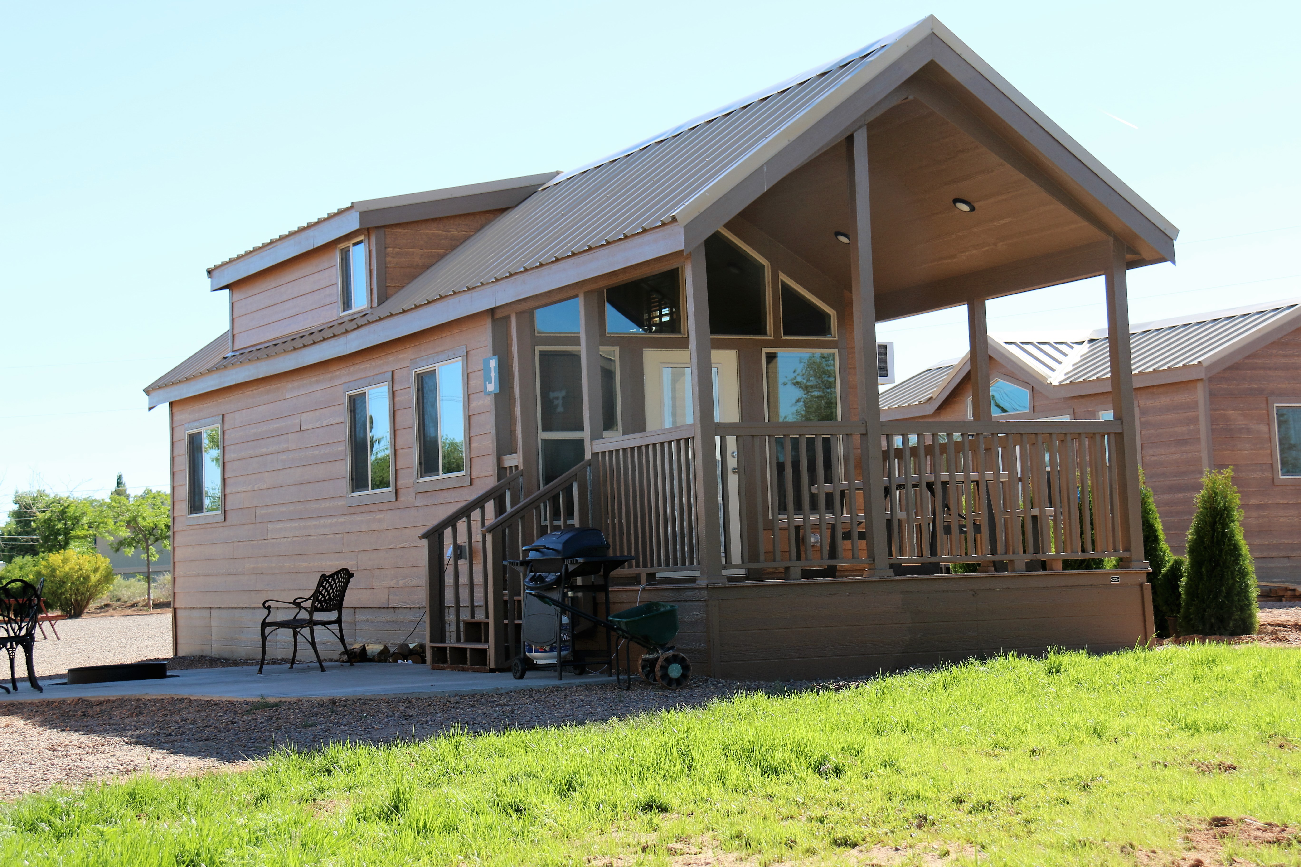 Deluxe Camping Cabin - Lodge, with bedroom & loft