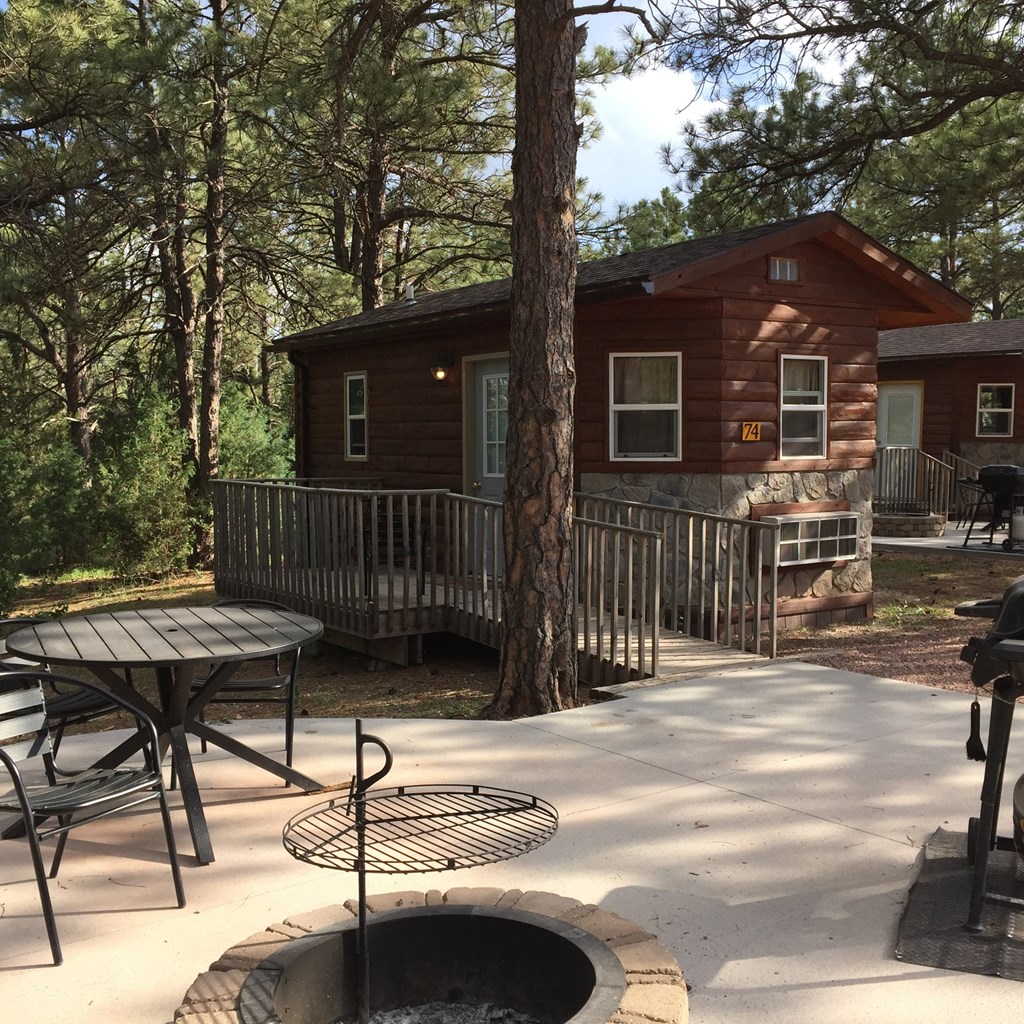 Fall Cabin Camping: A unique Blend of Beauty and Tranquility