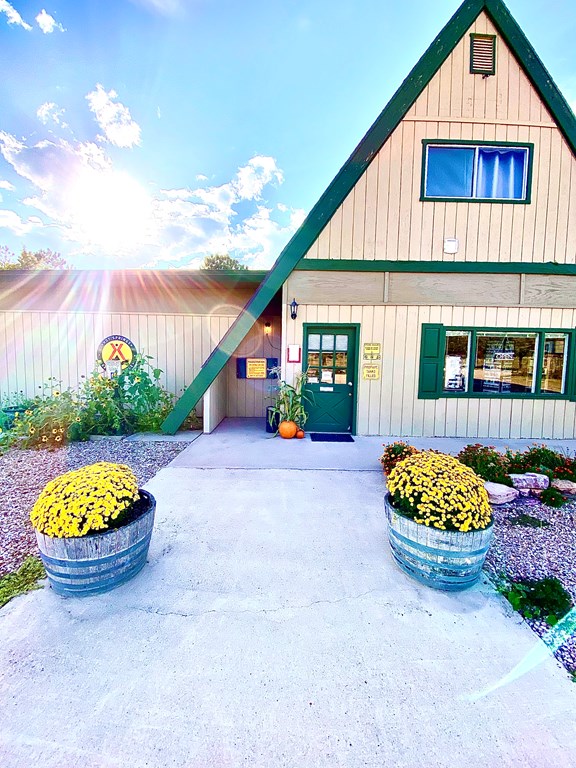 Welcome to the Hot Springs SD / Black Hills KOA Holiday