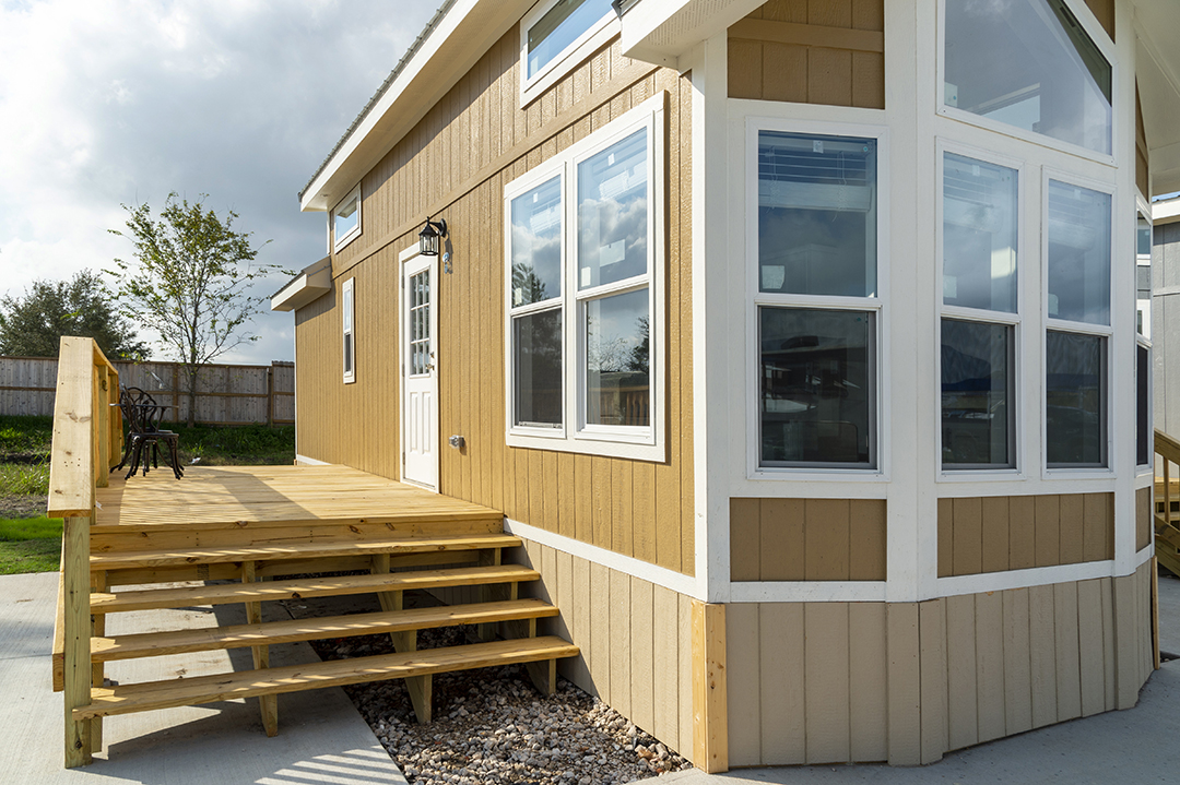 Standard Tiny Cabin 4