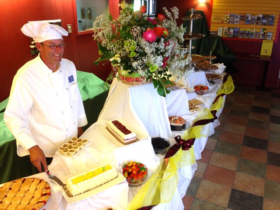 Dessert Buffet 1000 Islands Ivy Lea KOA Campground