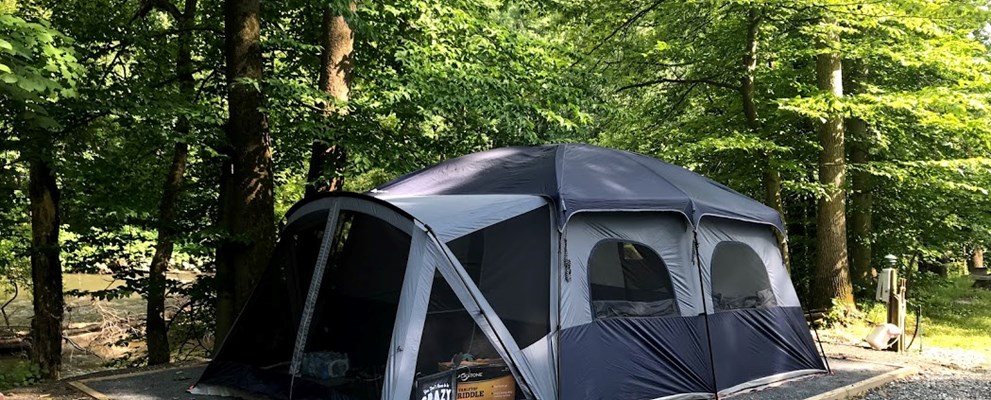 T01, Water & elec. tent site along creek