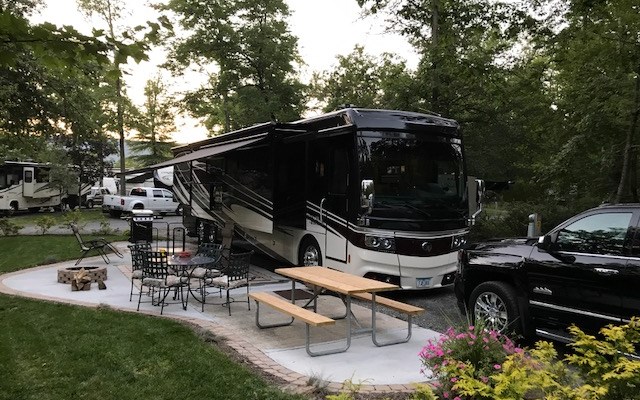 Deluxe Patio Site