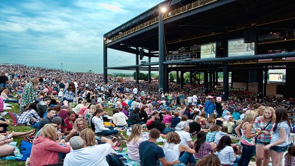Credit Union 1 Ampitheatre