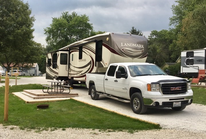Discover the Serenity of Camping at Kankakee South KOA