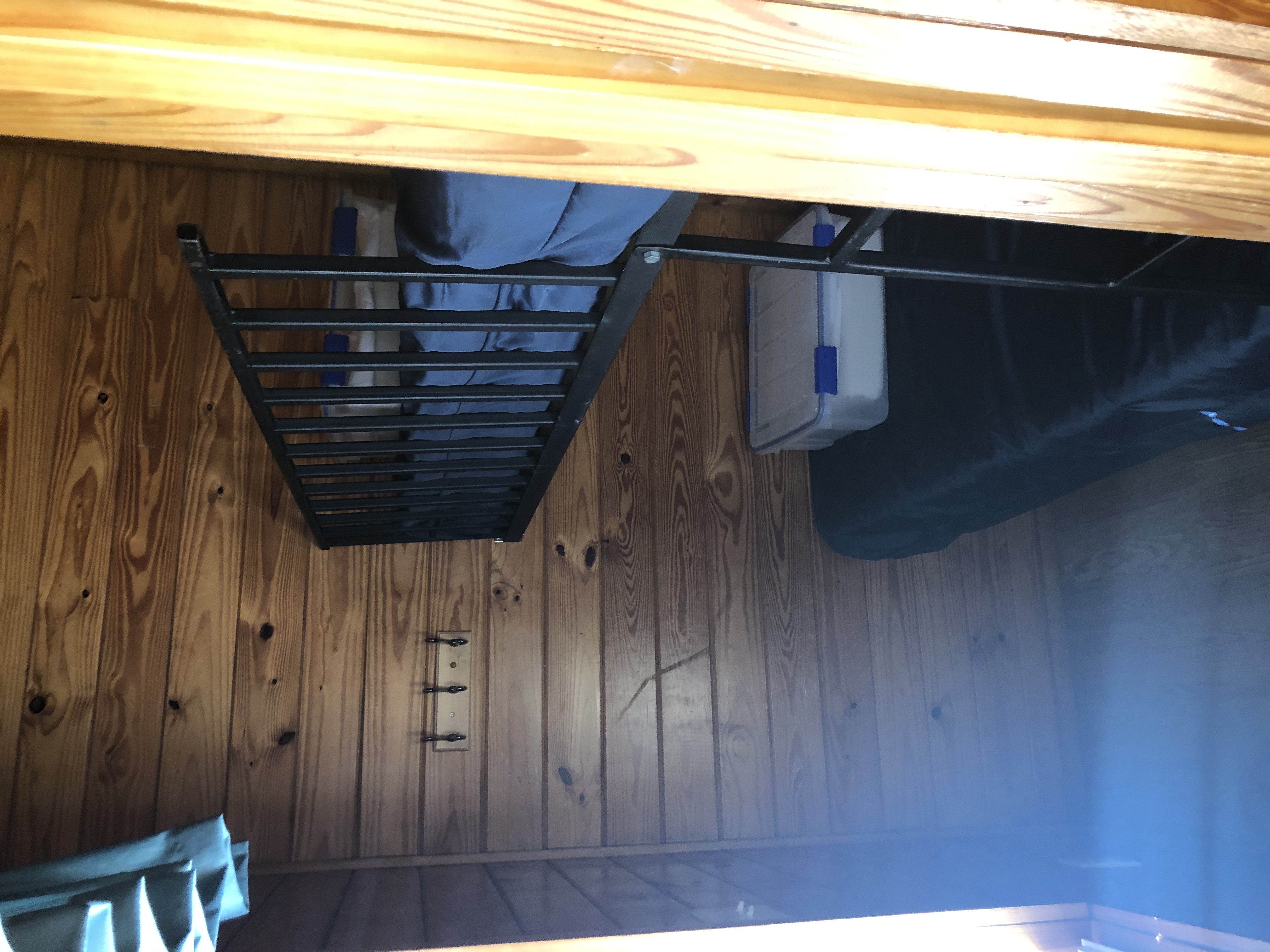 Deluxe Cabin Bunkroom