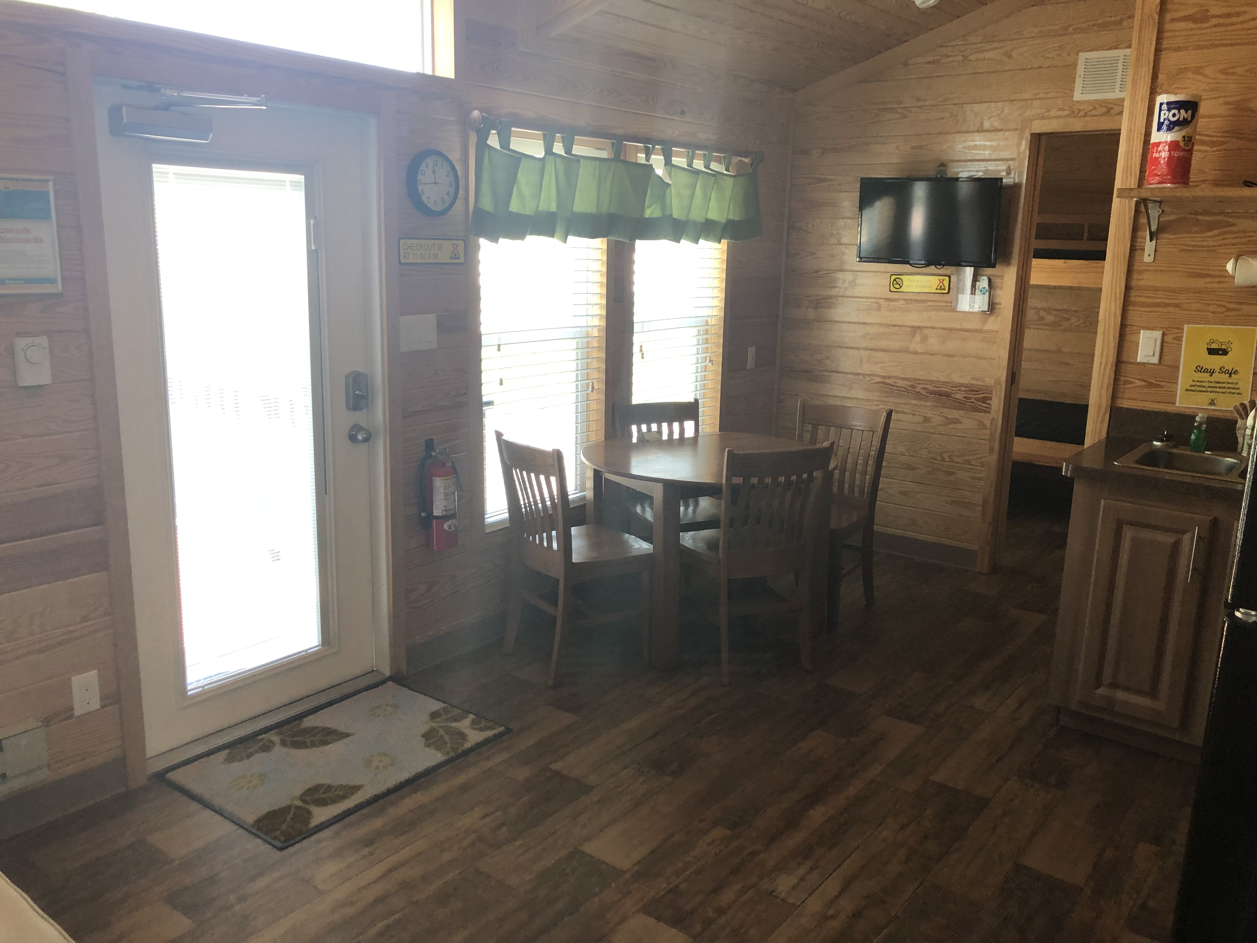 Dinging room area