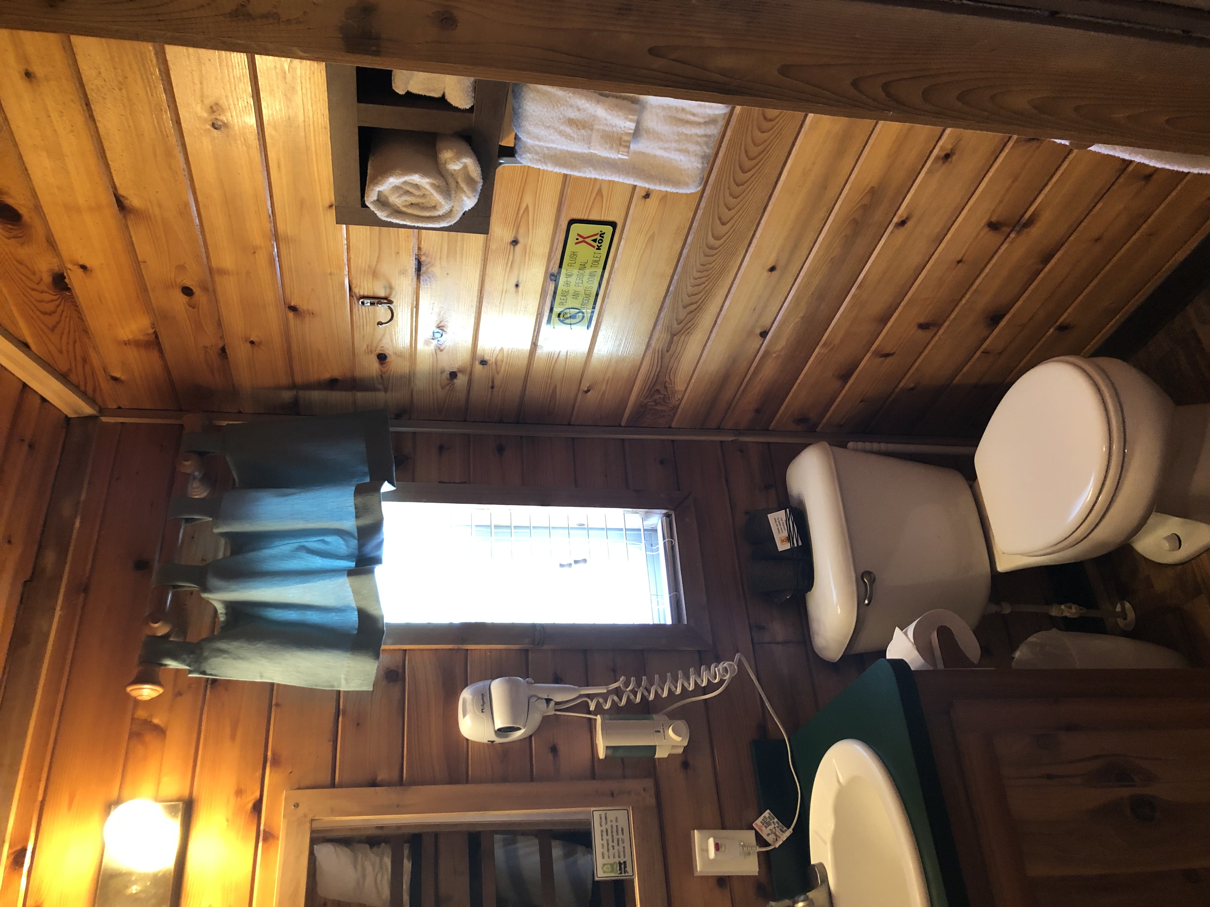 Deluxe Cabin Bath
