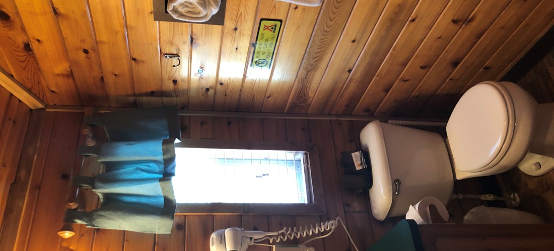 Deluxe Cabin Bath