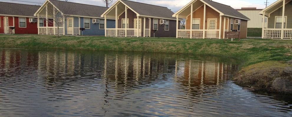 Beautiful Cabins on our Lake