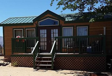 Deluxe Cabin with Amazing shaded deck