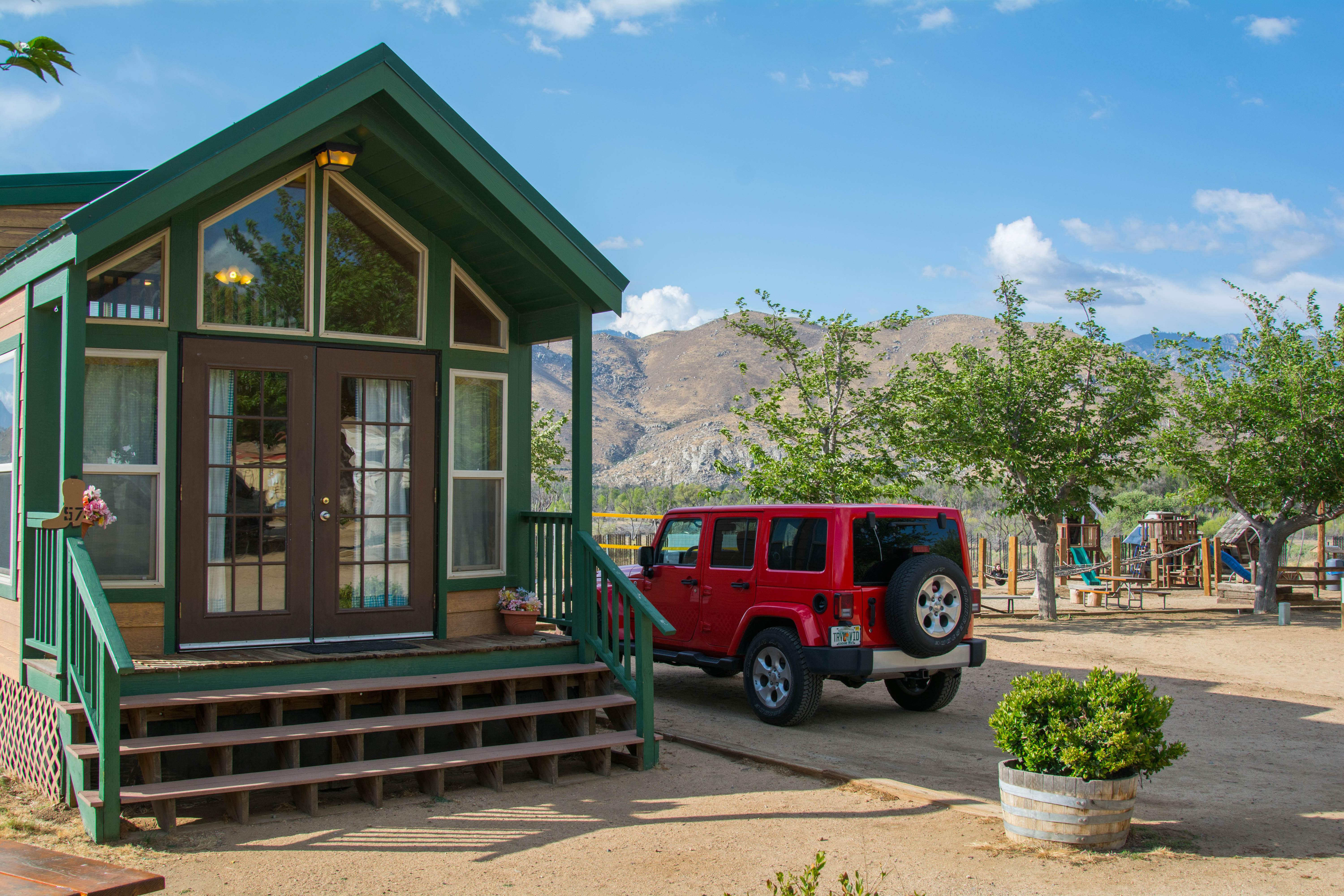 Deluxe Cabin loft option Outside 1