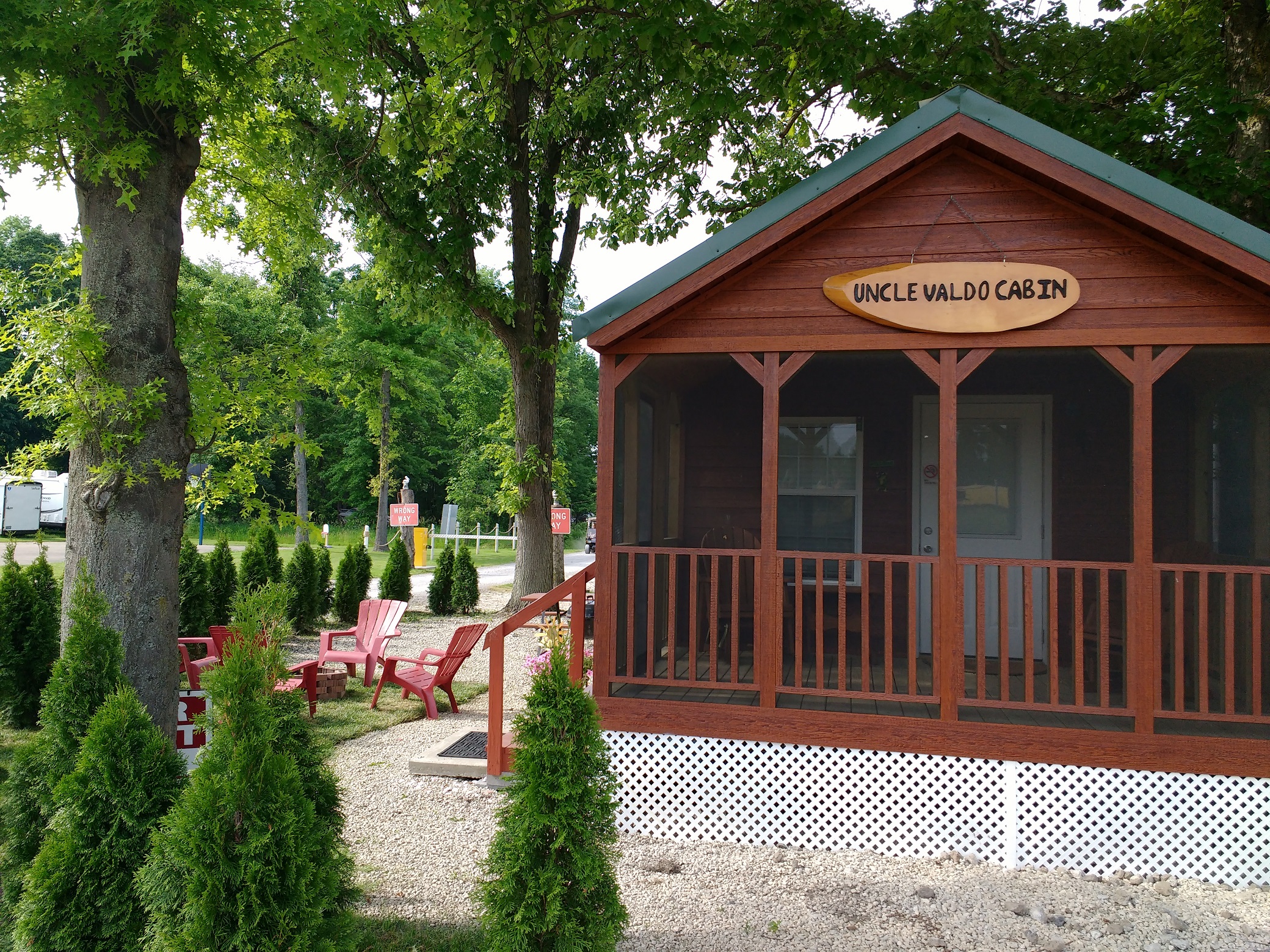 Kozy and Beautiful Deluxe cabin.