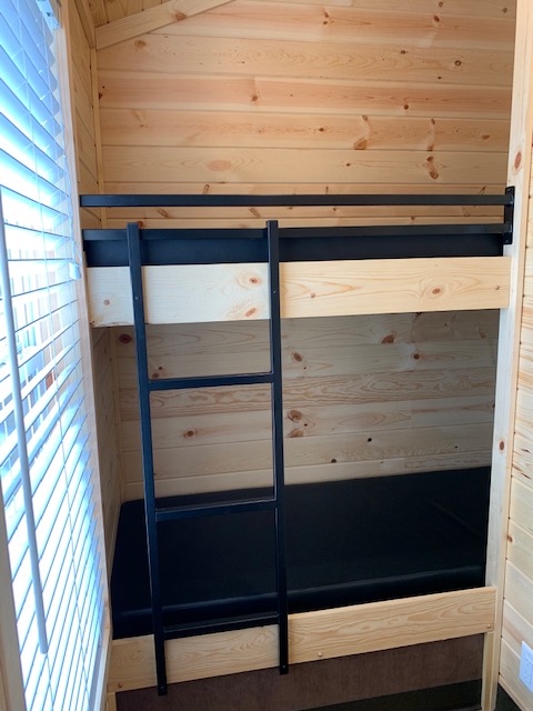 Bunk bed