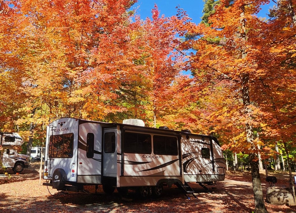 Leaf Peeping in Lake Placid: A Fall Foliage Guide