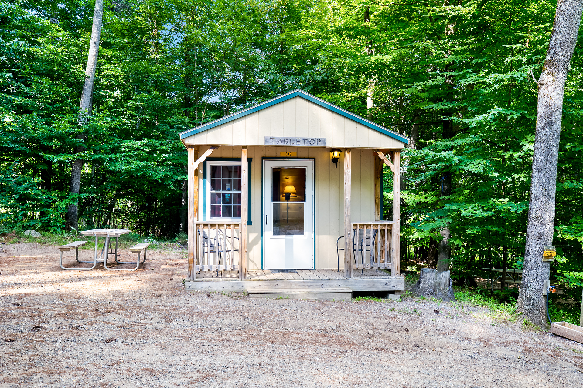 CC8 - Camping Cabin, 2 Room