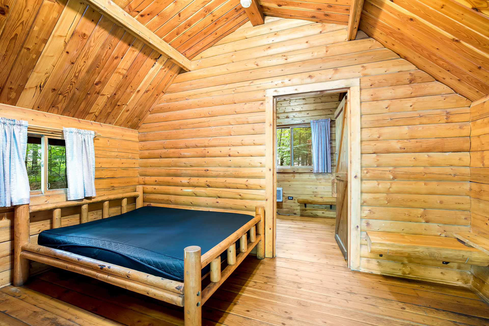 CC55 - Camping Cabin, 2 Room