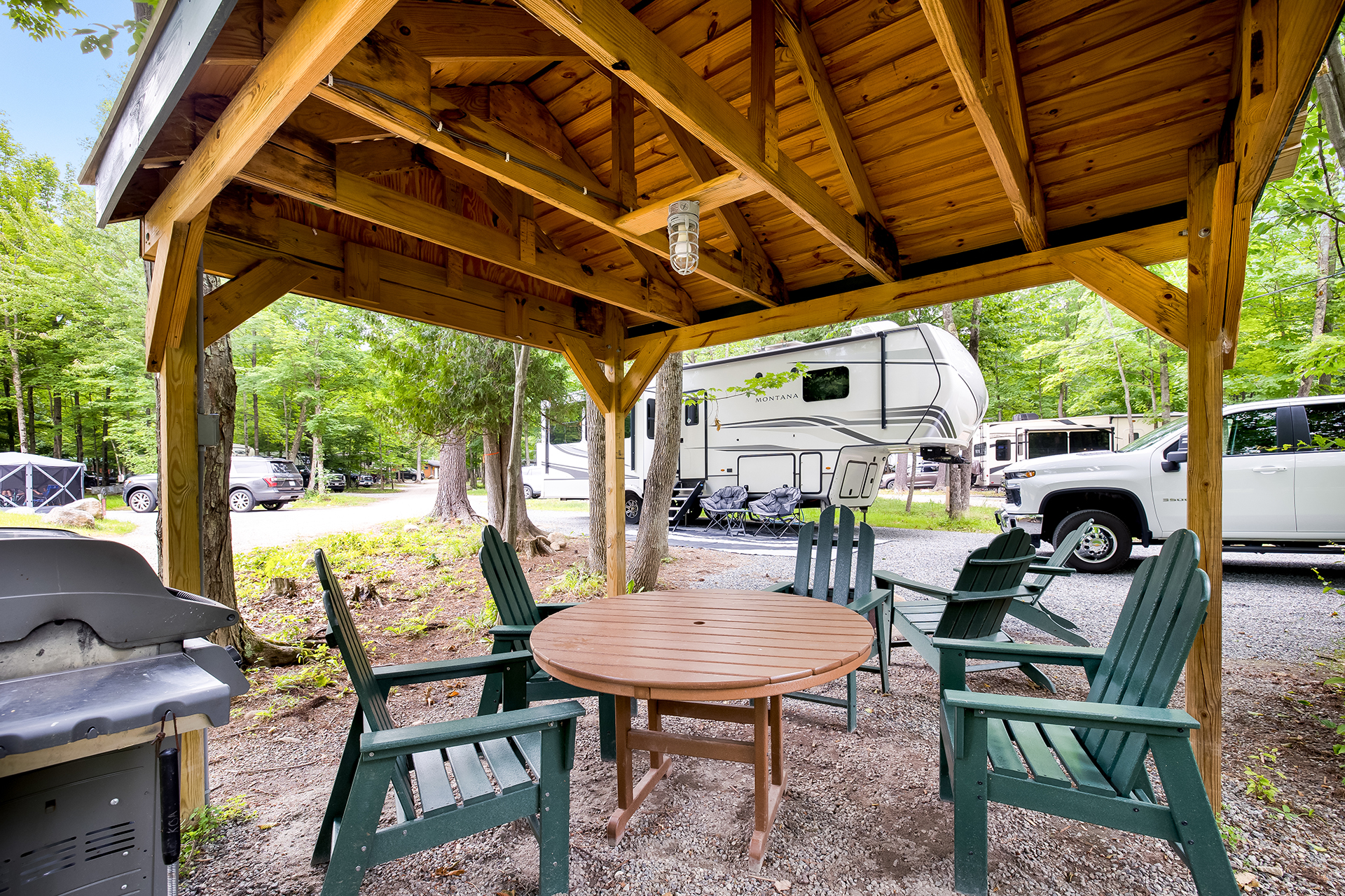 RV 75, Pull-Thru 50/30 AMPS FHU, Pavilion