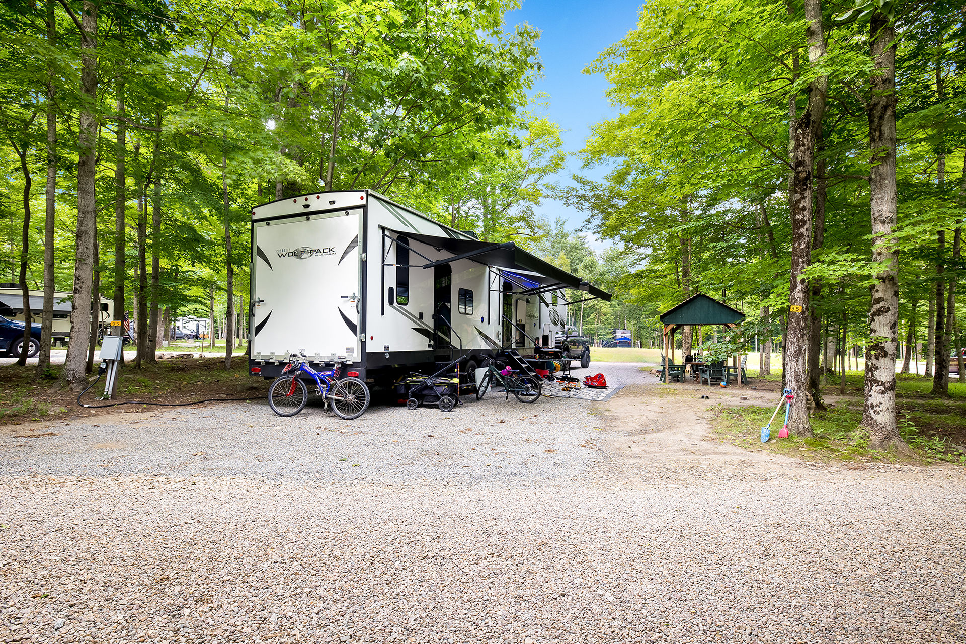 RV 95, Pull-Thru 50/30 AMPS FHU, Pavilion