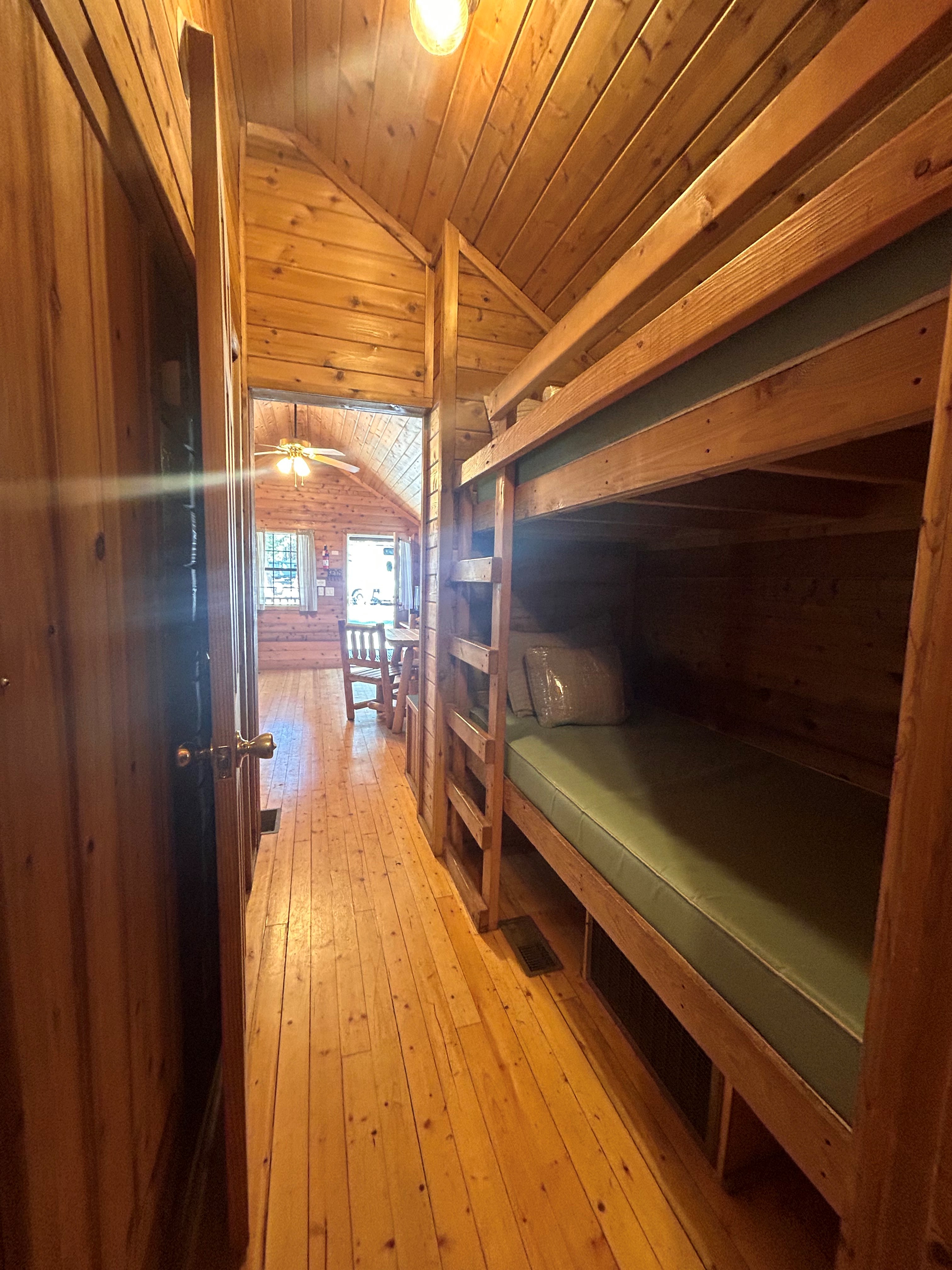Bunkbeds in Deluxe Cabin