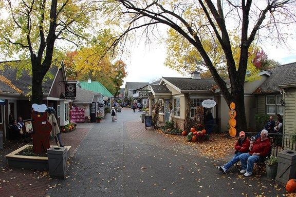 Kitchen Kettle Village