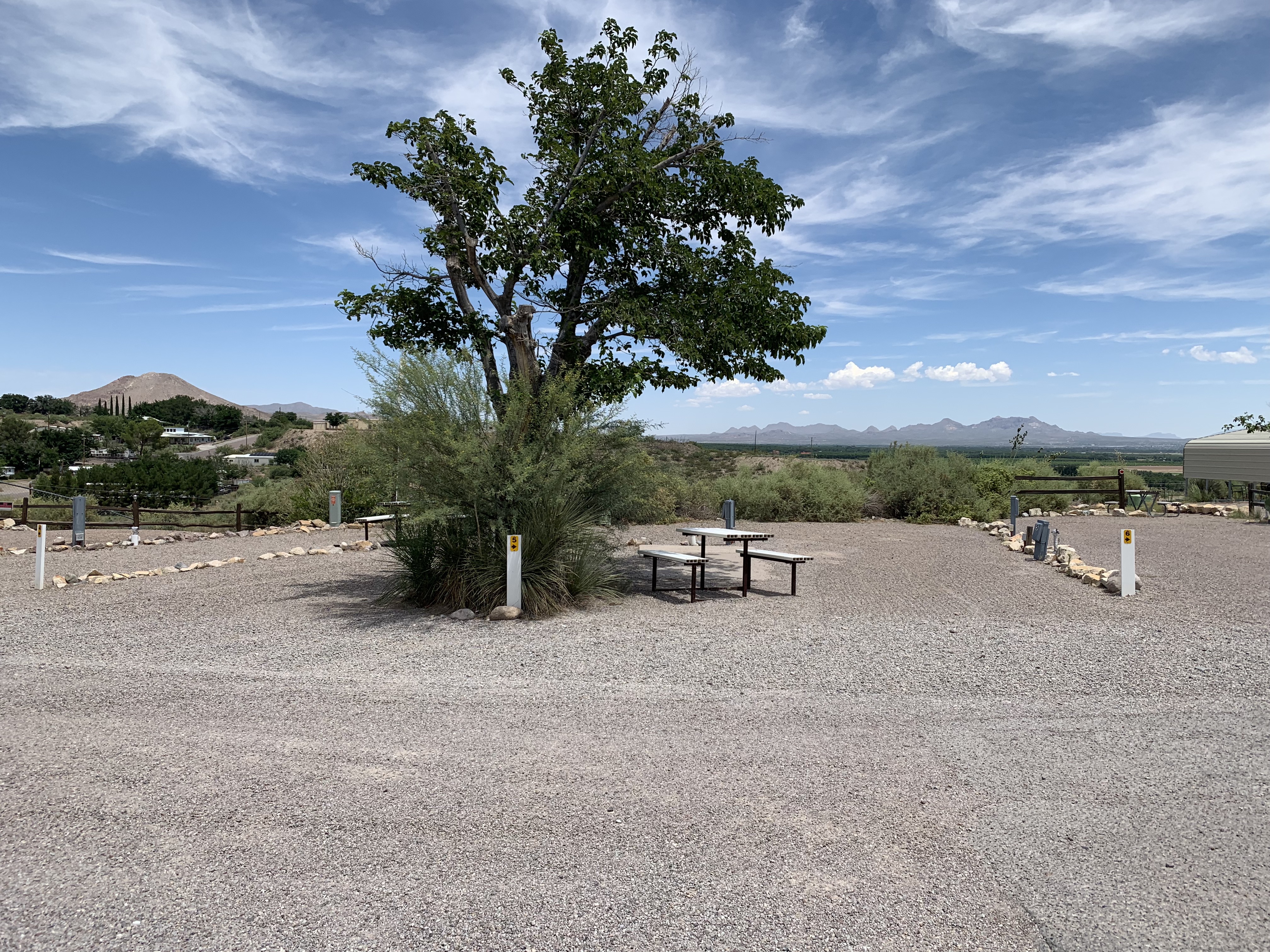 Basic 30 amp Back In or Pull In Sites