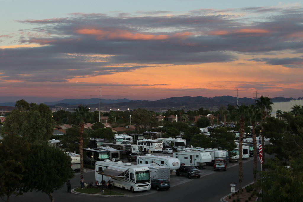 Camping Vegas Style